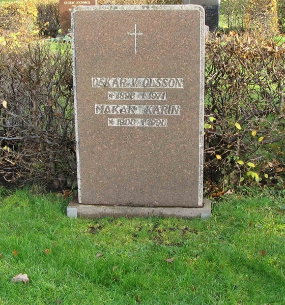 Grave number: HN EKEN   401, 402