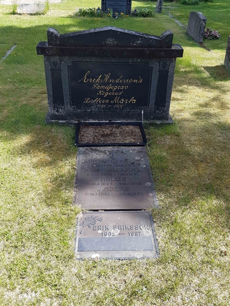 Grave number: JÄ 02    21