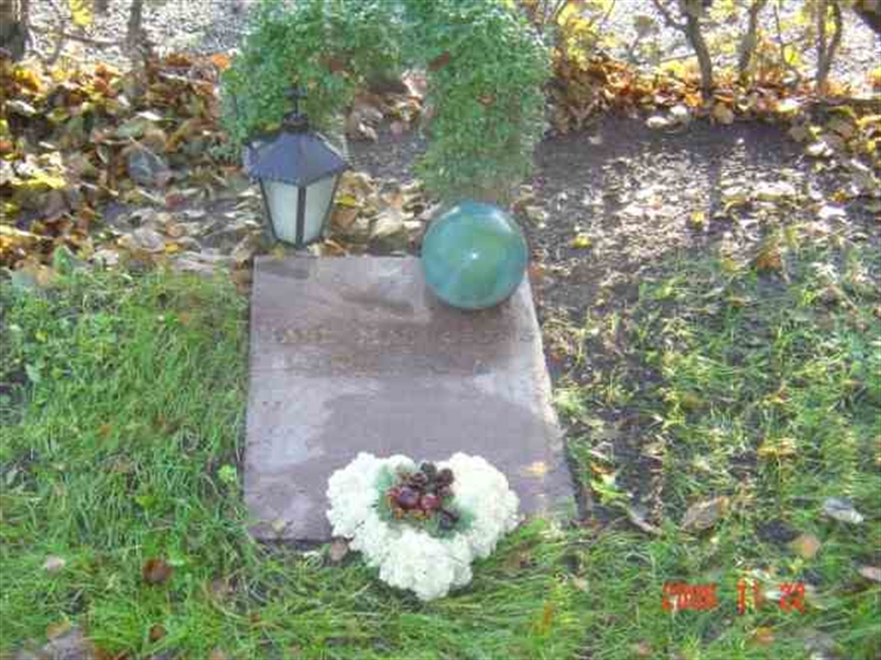 Grave number: FLÄ URNL   120