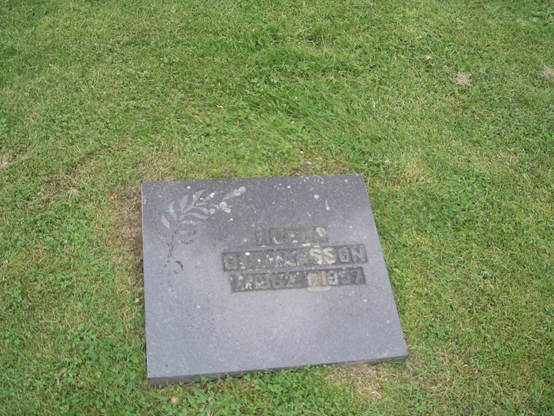 Grave number: 07 D    3