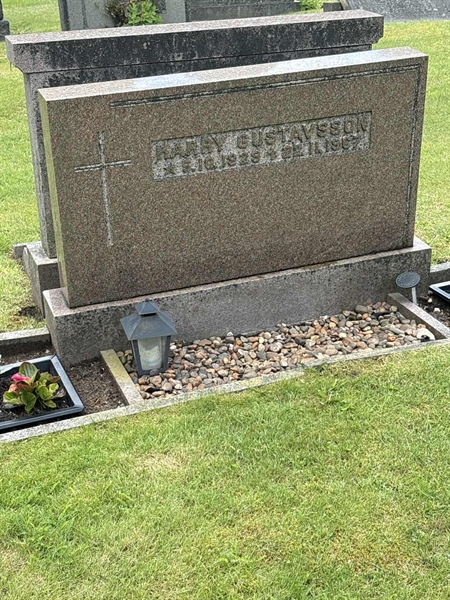 Grave number: SKF E   173, 174