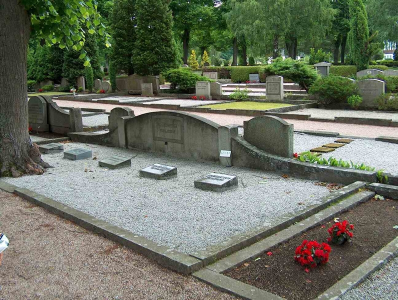 Grave number: HÖB 14     7