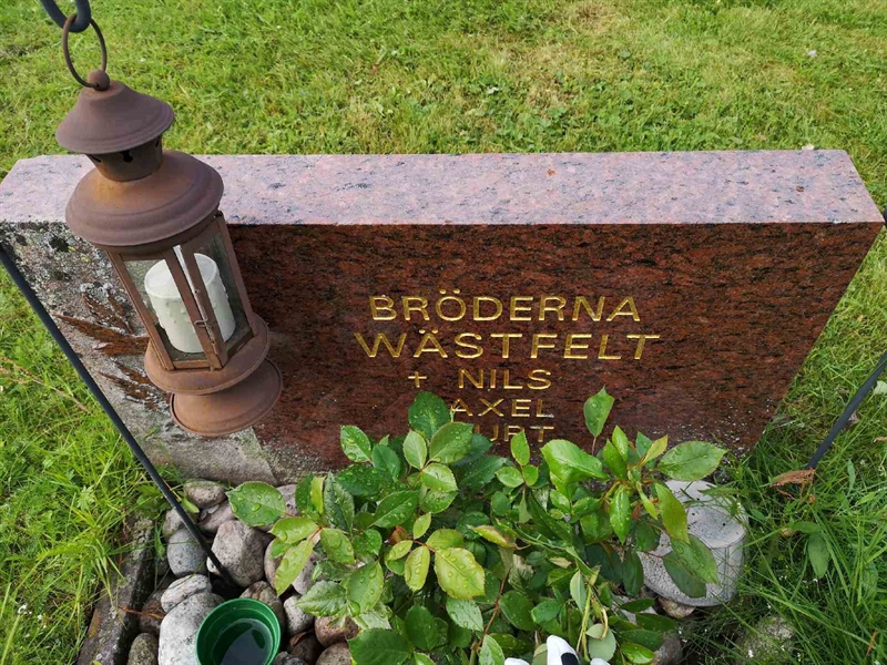 Hautatunnus: NK 13    59