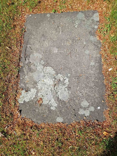 Grave number: 01  1752