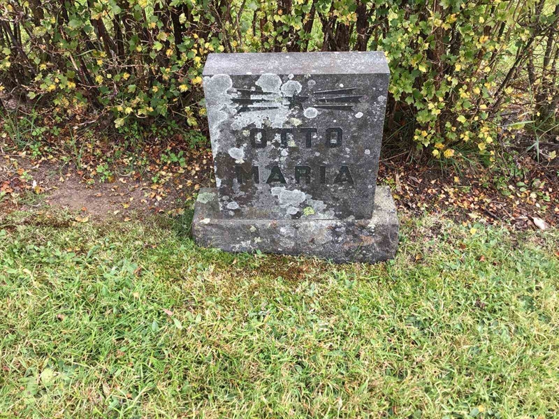 Grave number: 20 B    18-19