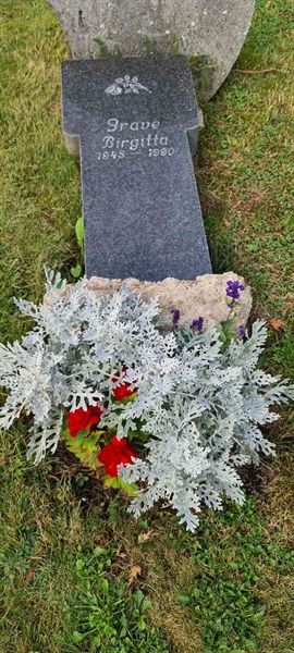 Grave number: M 16  104