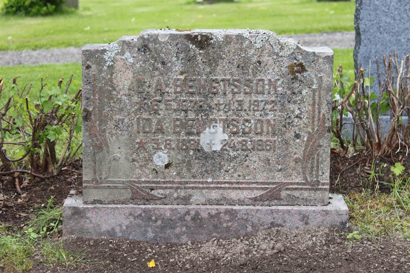 Grave number: GK SUNEM   157, 158