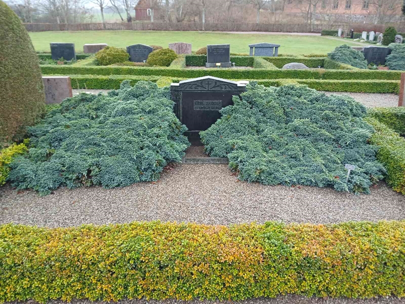 Gravnummer: Si J    49, 50, 51