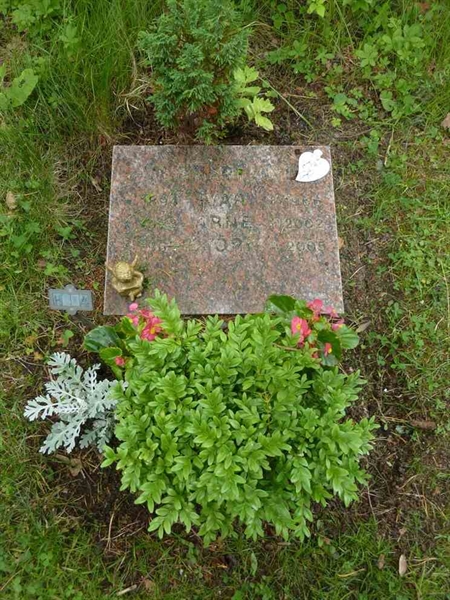 Grave number: 1 H    4
