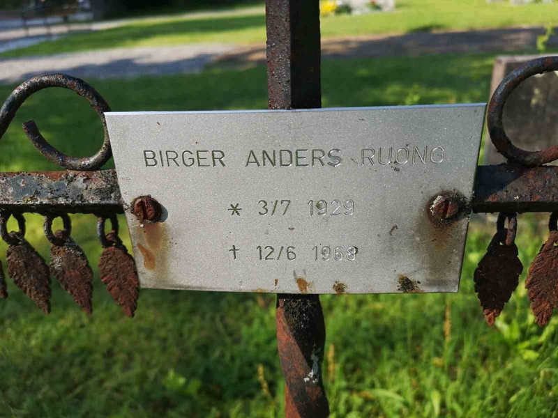 Hautatunnus: NK 05     8