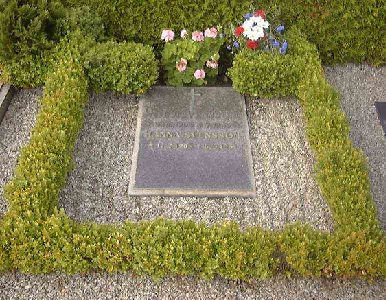 Grave number: NK Urn r    25