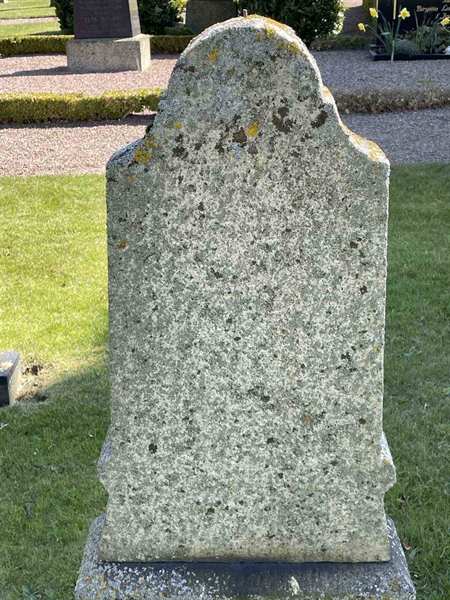 Grave number: EK B 1    17