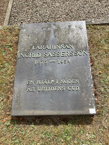 Grave number: HK B   117, 118