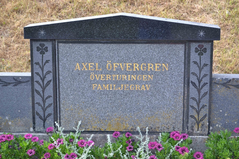 Grave number: 11 1   194-196