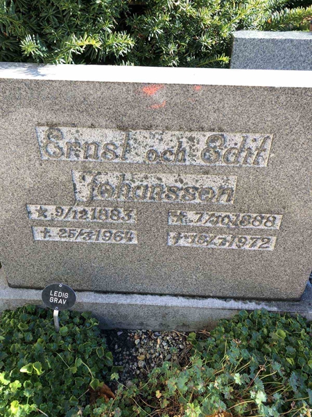 Grave number: UK 139    33A