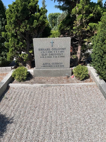 Grave number: NK V   166