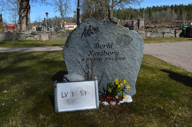 Grave number: LV I    87