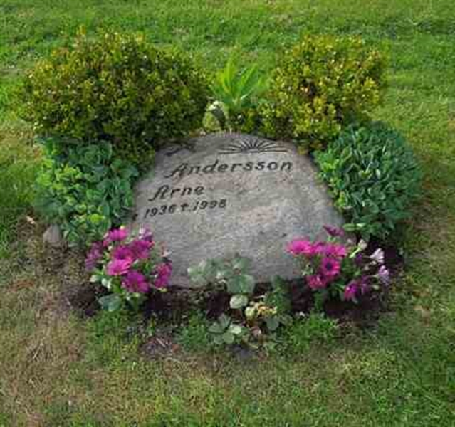 Grave number: SN U1    28