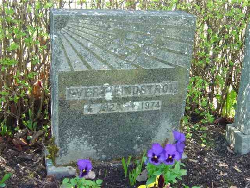 Grave number: A C   63