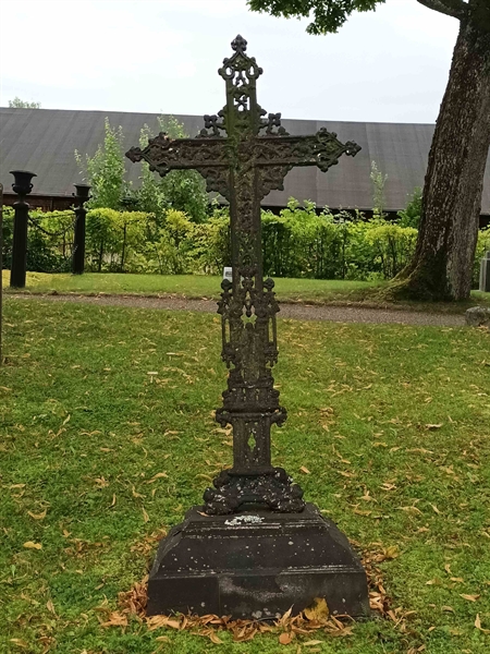 Grave number: SÖ 06   241
