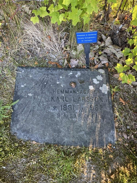 Grave number: V 13    75