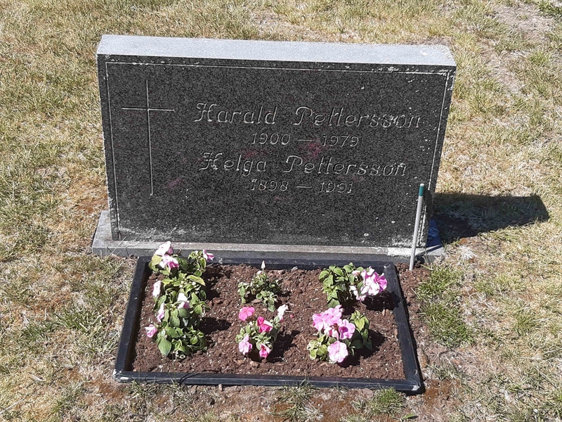 Grave number: JÄ 11    72