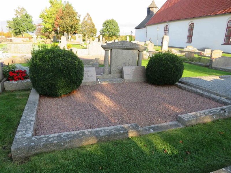 Grave number: 1 05  118