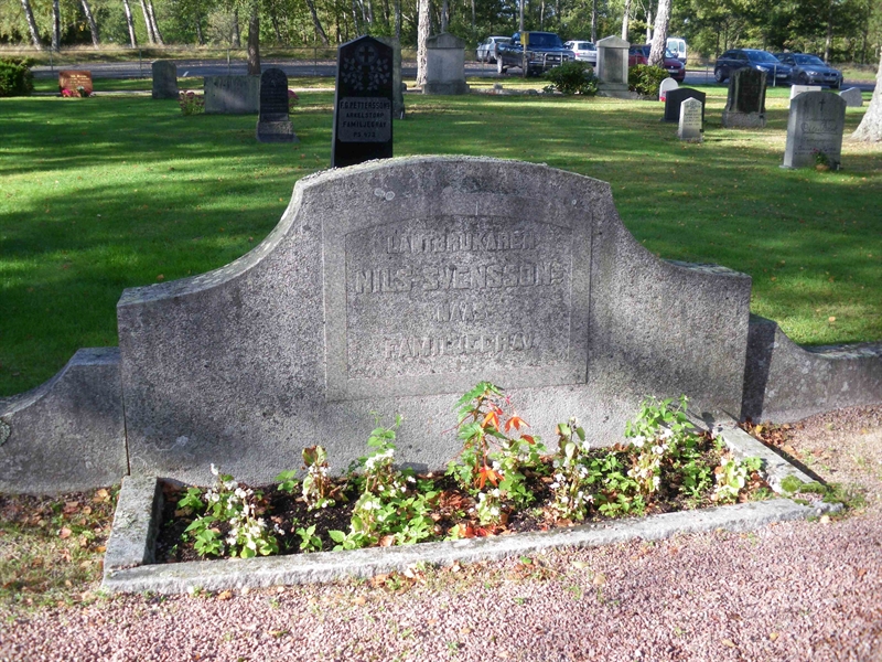Grave number: SB 15    14
