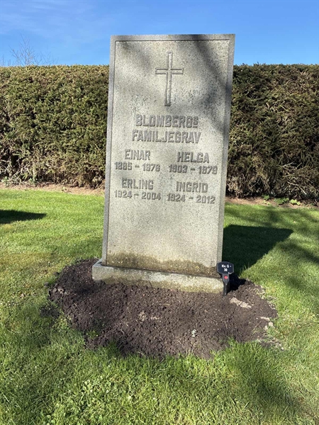 Gravnummer: 22 G    30