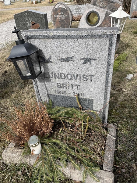 Grave number: R 4U 11
