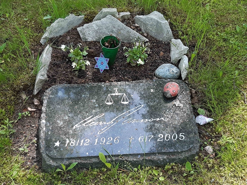 Grave number: KA 15   168