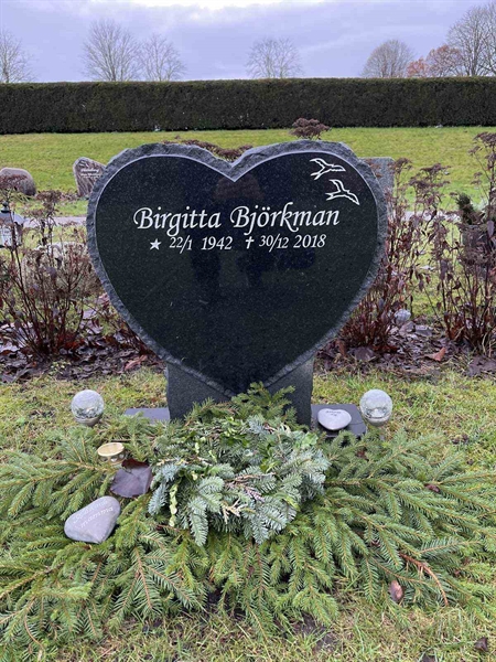 Gravnummer: 6 10     4