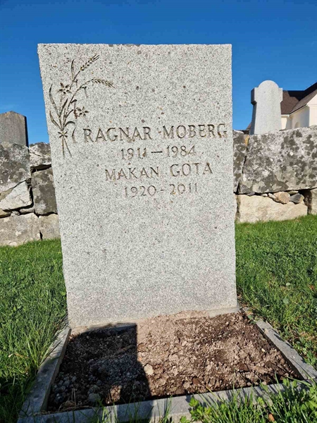 Grave number: 501 14 2611-2612