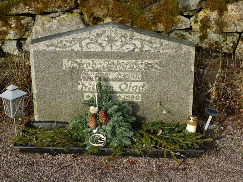 Grave number: ÖD 01   39, 40, 41