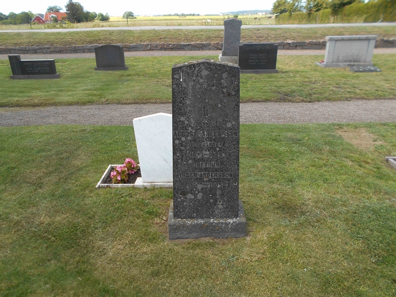 Grave number: HK E   3:5