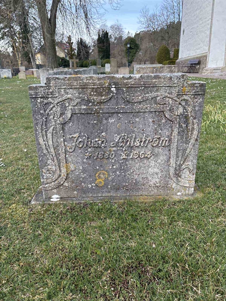 Gravnummer: LI   167