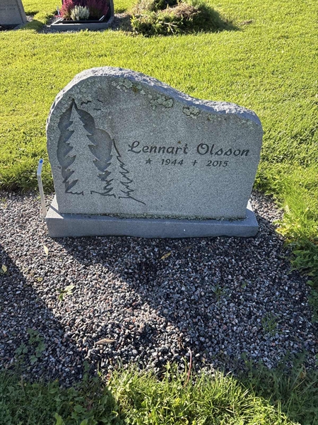 Grave number: 4 N NC   108