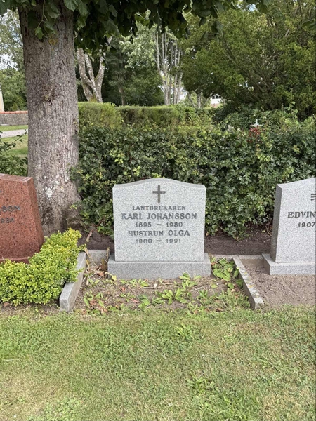 Grave number: ON C   632