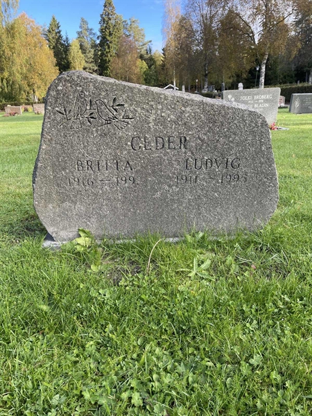 Grave number: R 4   174..418