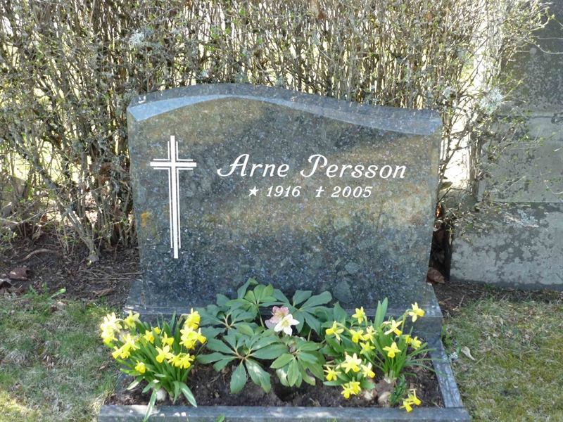 Grave number: ÖD 04   67, 68