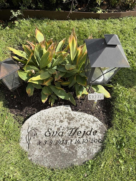 Grave number: 1 NA   770