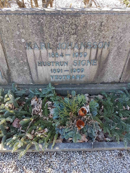 Grave number: RK N 4     3, 4