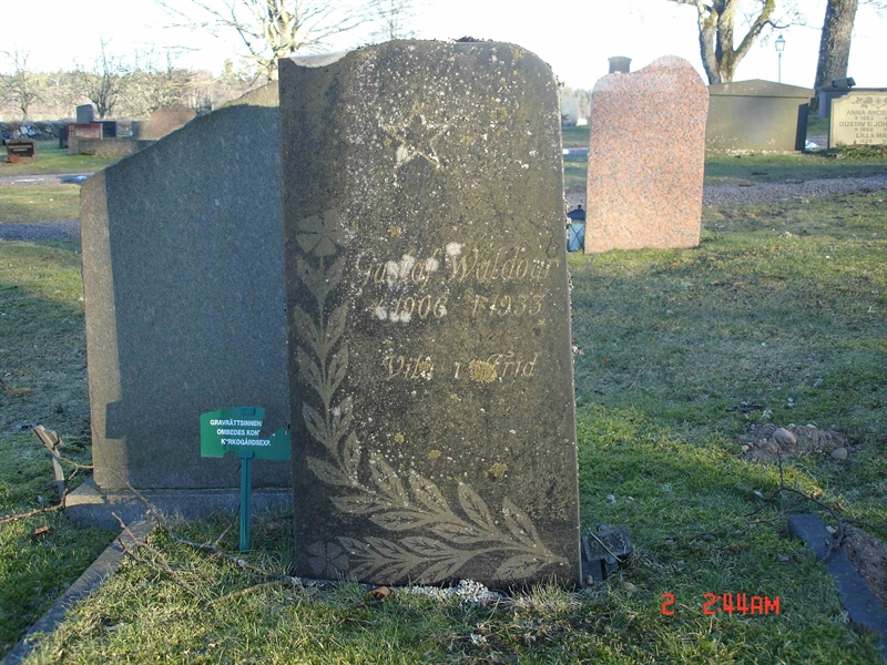 Grave number: B G  933