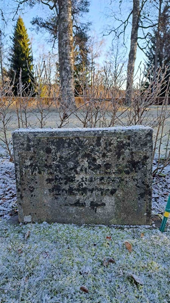 Grave number: 6 05     76