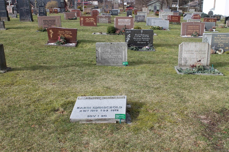 Grave number: ÖKK 6   303, 304, 328, 329