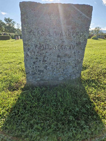 Grave number: 451 01 112A, 112B