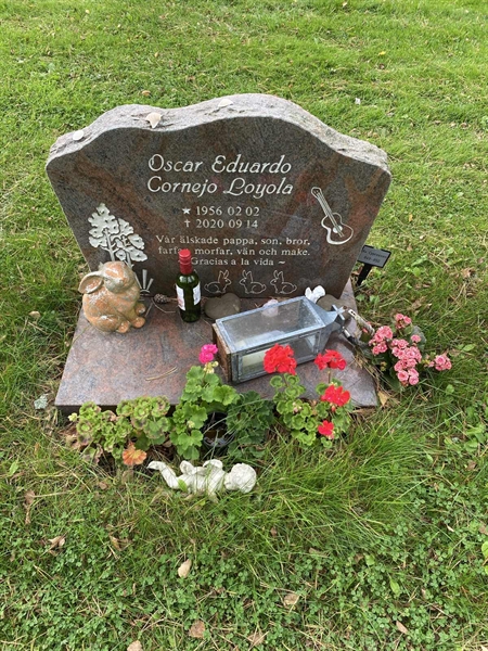 Hautatunnus: 2 C   849-850