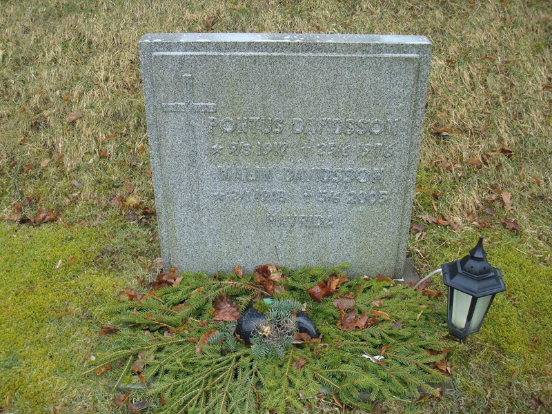 Grave number: BR D   248, 249