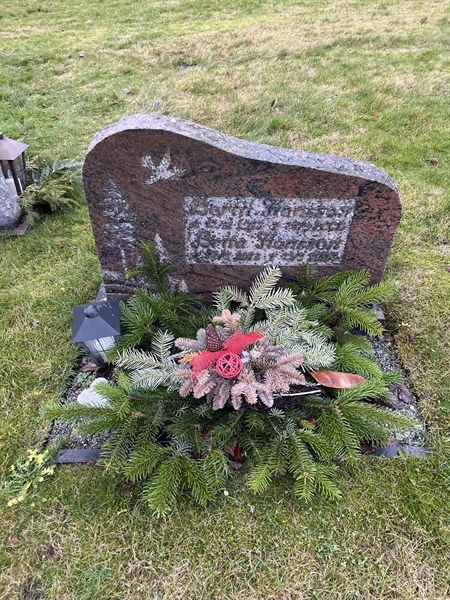 Grave number: Ärt 60 29    57+58