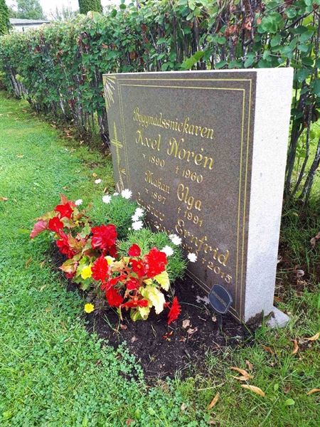 Grave number: NK F A    88